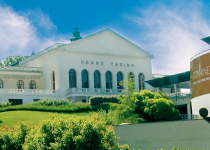 Séminaire d'entreprise en Normandie et Team-Building Construction baby-foot